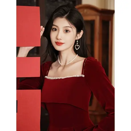 长袖敬酒服2023新款新娘酒红色大气高级感结婚订婚礼服冬季女系带图片