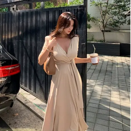 现货秋装新款韩国东大门修身显瘦系带裹身连衣裙深V领高腰长裙女图片