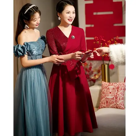 喜妈妈婚宴装晚礼服年轻时尚结婚喜婆婆小个子婚礼连衣裙简约大气图片