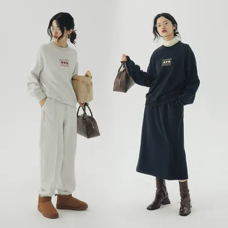 omont蛋挞家 圆领加绒卫衣女秋冬2022新款女时尚宽松套头休闲套装图片