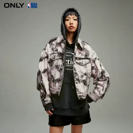 ONLY奥莱夏季NBA联名刺绣水洗晕染牛仔外套女图片