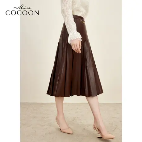 MISSCOCOON老钱风2023冬装新款女光泽高级感压褶伞摆年会半身裙图片