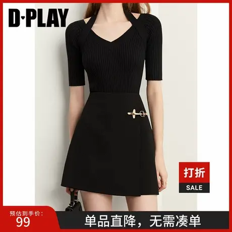 DPLAY秋季新品简约经典黑搭片版型设计感重工搭扣半身裙图片