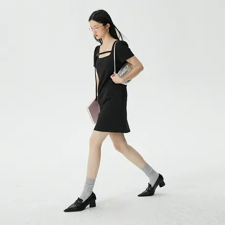 omont蛋挞家 短款泡泡袖连衣裙女夏季新款复古a字小黑裙短裙图片