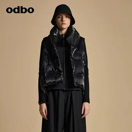 odbo/欧迪比欧时尚设计感亮面白鸭绒羽绒服女秋冬季百搭马夹外套图片