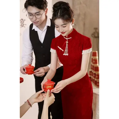 旗袍敬酒服新娘2023新款红色蕾丝中式订婚礼服女夏季连衣裙高级感图片