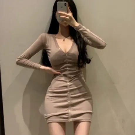韩国东大门秋季新款性感V领显身材连衣裙女单排扣紧身长袖包臀裙图片