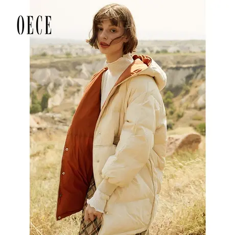Oece冬新款女撞色学院连帽加厚中长款羽绒服外套图片