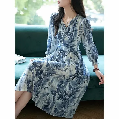 宝诗黎V领系带印花桑蚕丝连衣裙2025春夏气质七分袖真丝收腰长裙图片