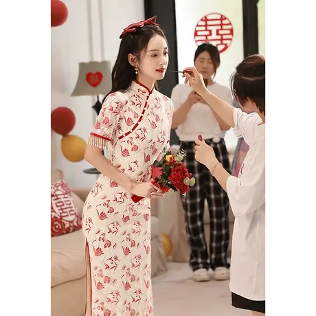 旗袍敬酒服新娘2024新款夏季结婚订婚礼服连衣裙回门便装中式流苏图片