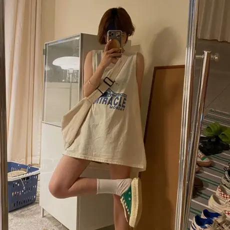 纯棉吊带运动坎肩背心无袖t恤女夏季设计感小众外穿宽松挂脖上衣图片