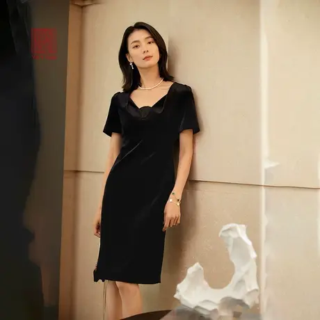 EP雅莹高端系列 三醋酸收腰显瘦礼服连衣裙 2024春装新款4615A图片