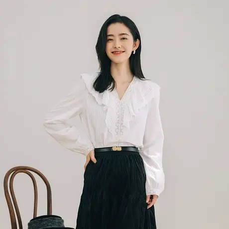 茵曼甜美女2022春季新款法式大翻领花边百搭休闲宽松气质梭织衬衫图片