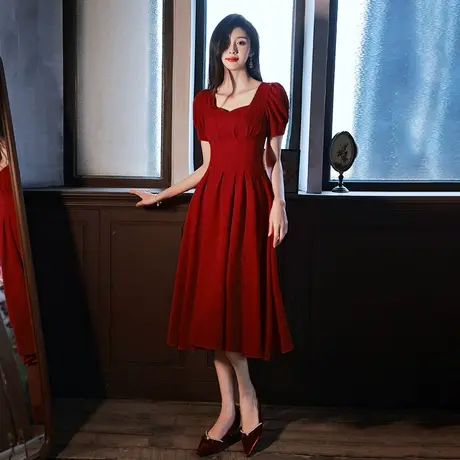 修身收腰敬酒服新娘高级感夏季订婚礼服女红色回门连衣裙平时可穿图片