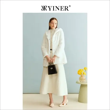 YINER音儿女装2023冬季新款真皮皮草8233509230图片