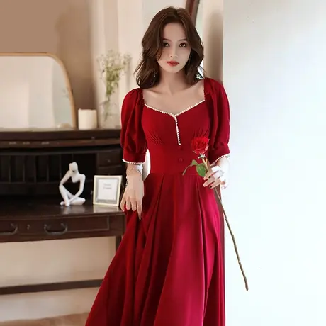 敬酒服新娘夏季法式方领红色小礼服平时可穿中长款订婚回门连衣裙图片