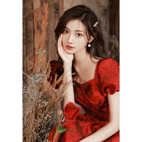 敬酒服新娘夏季酒红色高级感结婚订婚回门礼服连衣裙赫本风显瘦女图片
