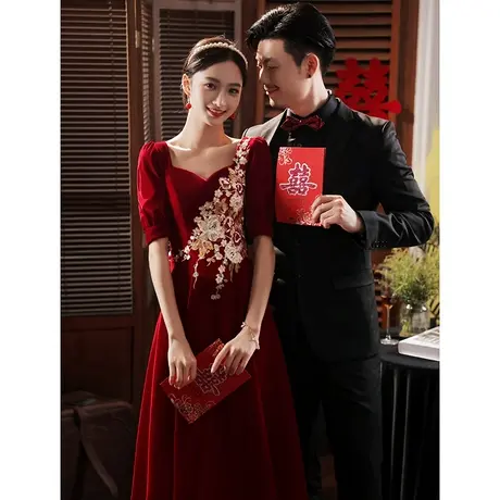 敬酒服新娘2023新款秋季长款丝绒V领刺绣方领结婚礼服答谢宴高贵图片