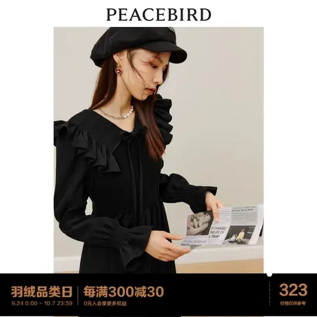 太平鸟黑色针织连衣裙女2023秋冬季新款法式复古拼接针织连衣裙图片