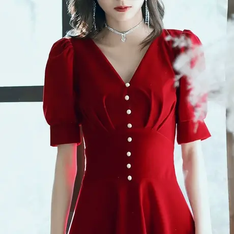 敬酒服新娘夏季酒红色订婚礼服显瘦短袖平时可穿连衣裙小个子短款图片
