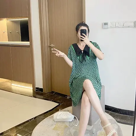 绿色娃娃领连衣裙雪纺碎花夏天女裙子大码显瘦减龄胖妹妹遮肚洋气图片