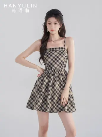 【清仓价】气质连衣裙女夏季2025新款法式收腰显瘦小众吊带裙裙子图片