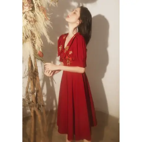 新娘敬酒服夏季酒红色裙子结婚小礼服连衣裙中国风v领显瘦中长款图片