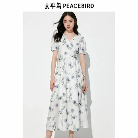 【超值清仓】太平鸟女装法式印花连衣裙时尚茶歇裙V领度假长裙图片