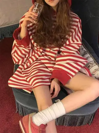 韩国东大门2023春装新款时尚百搭条纹连帽宽松慵懒卫衣连衣裙女潮图片