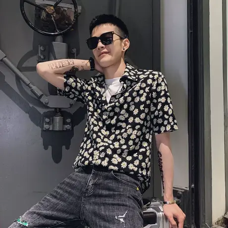 男士衬衫短袖夏季新款帅气百搭潮流小菊花网红同款休闲衬衫短袖潮图片