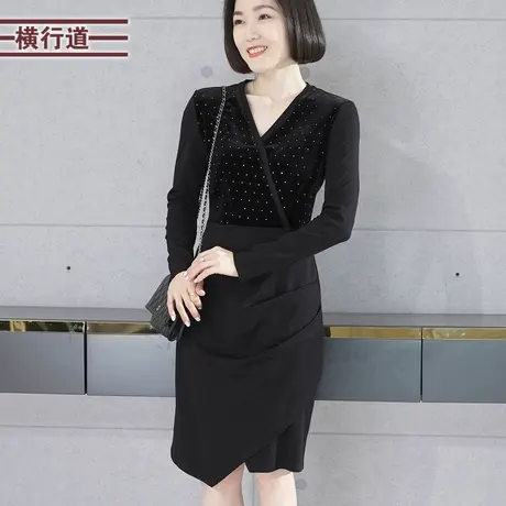 2025新款春装V领闪光丝绒中长款连衣裙纯色显瘦大码妈妈中年裙子图片