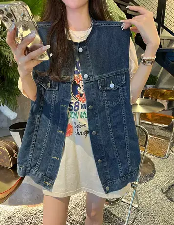 韩版时髦设计感圆领毛边无袖牛仔马甲休闲慵懒宽松坎肩马夹外套女图片
