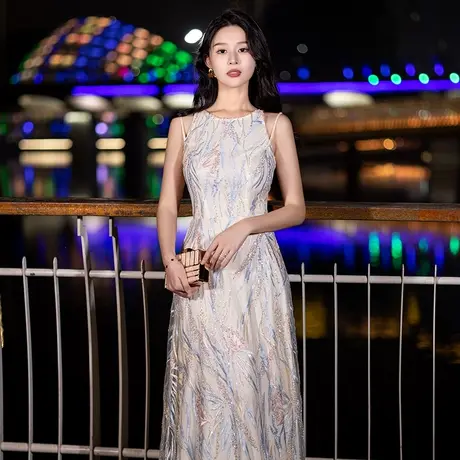 晚礼服女2023新款高级感端庄大气宴会舞台艺考高端吊带主持连衣裙图片