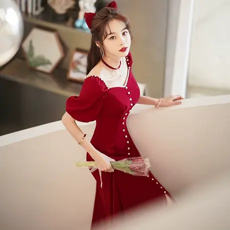 敬酒服新娘2023新款夏季结婚订婚连衣裙答谢宴礼服酒红色开叉长款图片