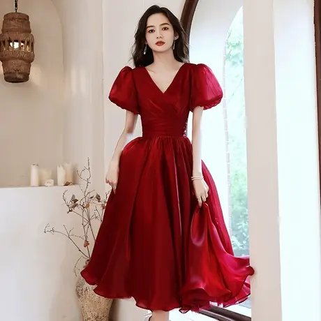 敬酒服新娘女夏季红色裙子结婚订婚礼服连衣裙在逃公主法式V领图片