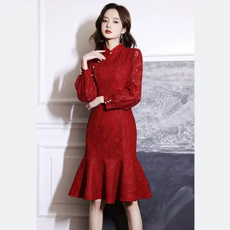 旗袍敬酒服新娘2023新款冬季蕾丝鱼尾酒红色礼服订婚连衣裙小个子图片