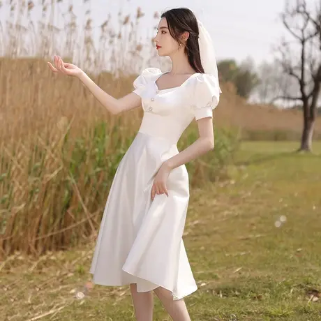 白色小晚礼服裙女气质平时可穿法式方领高级质感缎面连衣裙夏季图片