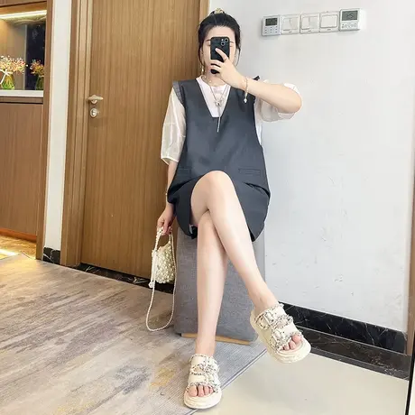 大码女今年流行灰色背带裙夏季女2024新款小个子减龄套装裙两件套图片