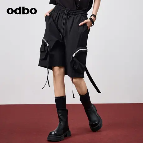 odbo/欧迪比欧时尚大口袋拉链短裤女裤2024新款夏季薄款抽绳裤子图片