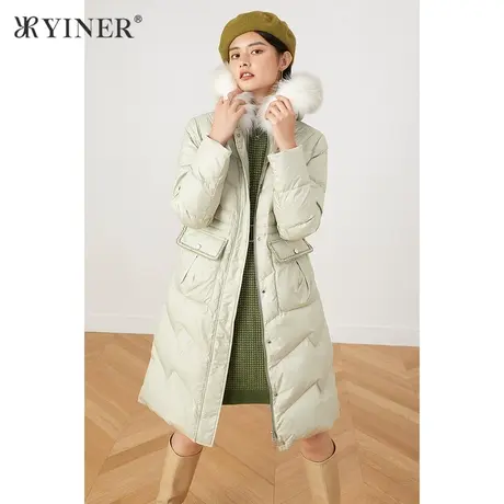 YINER音儿女装2022冬季新款长款渐变狐狸毛领连帽羽绒服图片