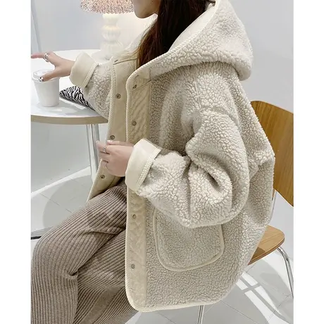 唐狮仿羊羔毛外套女秋冬2023新款韩版小个子仿皮毛一体连帽上衣厚图片