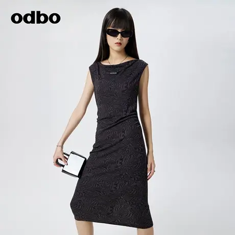 odbo/欧迪比欧时尚印花连衣裙女春季新款收腰显瘦两面穿直筒裙子图片