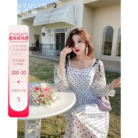 韩语琳2022秋装新款别致方领褶皱收腰织带蝴蝶结黑色波点连衣裙女图片