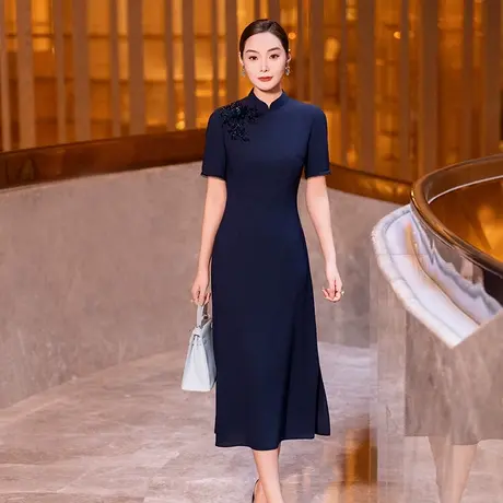 新中式国风连衣裙女2025夏季新款时尚复古短袖立领刺绣雪纺a字裙图片