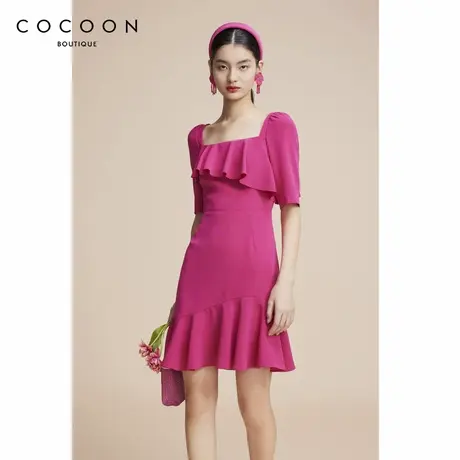 商场同款 可可尼COCOON秋季新款女装大方领荷叶边收腰气质连衣裙图片