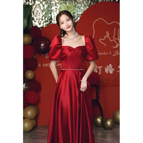 敬酒服新娘女夏季薄款小个子2023新款酒红色平时可穿缎面订婚礼服图片