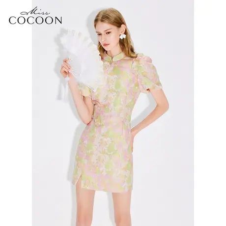 可可尼COCOON2025新款新中式改良旗袍泡泡袖连衣裙图片