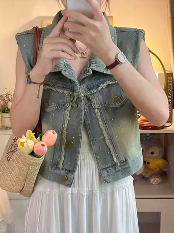 港风复古设计毛边短款牛仔马甲女2023秋季高级感纯色单排扣马夹潮图片