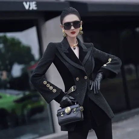 VJE秋冬季女士黑色拼接毛呢西装外套2023新款设计感夹棉呢子西服图片