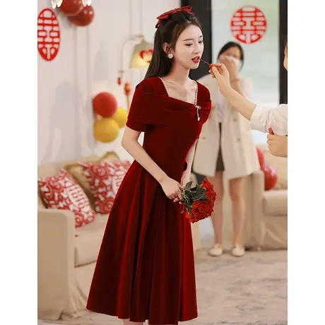 敬酒服新娘2023新款高端轻奢小众小个子红色订婚礼服女夏季连衣裙图片